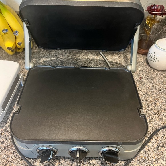 Kitchen - Picture 2 of 2